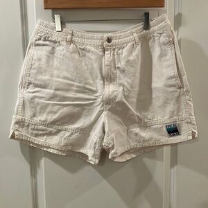 Vintage/Retro Newport Blue White Shorts L